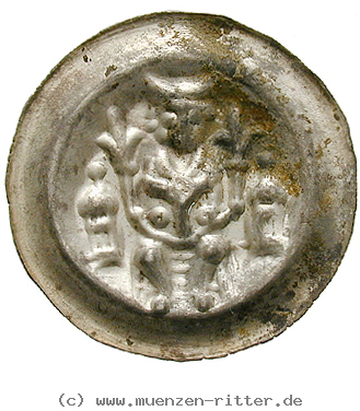 Klicken Sie auf das Bild um es auf Ihrem Rechner zu speichern hildesheim-bistum-konrad-ii-brakteat/emad167.jpg