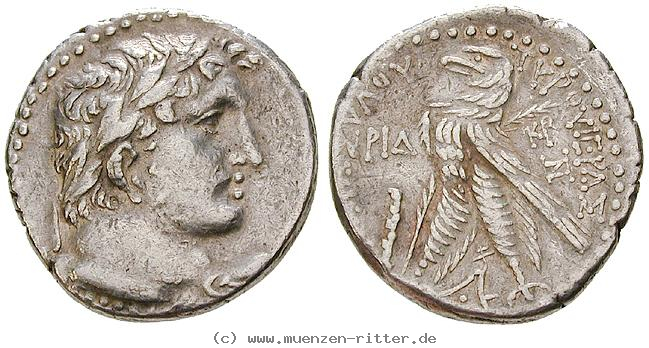 Klicken Sie auf das Bild um es auf Ihrem Rechner zu speichern judaea--herodianer-herodes-der-grosse-schekel/egri6707.jpg