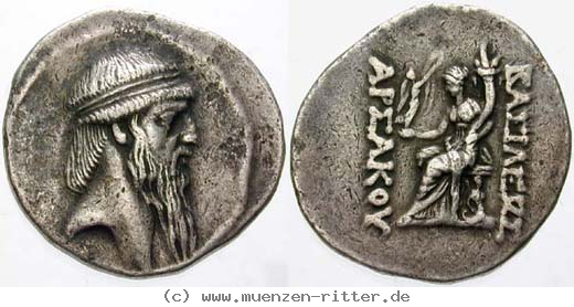 Klicken Sie auf das Bild um es auf Ihrem Rechner zu speichern parthien-artabanos-i-tetradrachme/egri8460.jpg
