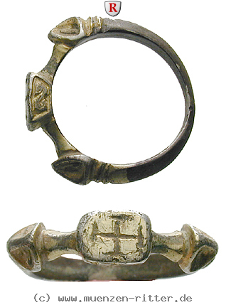 Klicken Sie auf das Bild um es auf Ihrem Rechner zu speichern rom-fingerring/32177.jpg