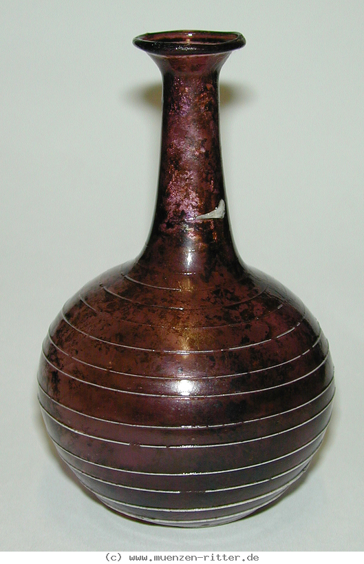 Klicken Sie auf das Bild um es auf Ihrem Rechner zu speichern rom-salbflasche/12056.jpg