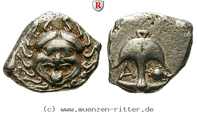 Klicken Sie auf das Bild um es auf Ihrem Rechner zu speichern thrakien-donaugebiet-drachme/98548.jpg