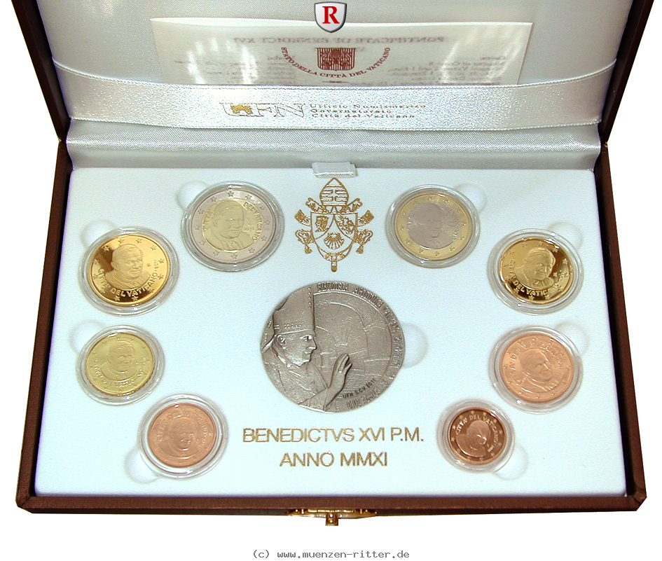 Klicken Sie auf das Bild um es auf Ihrem Rechner zu speichern vatikan-benedikt-xvi-euro-kursmuenzensatz/50781.jpg