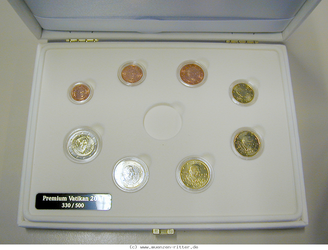 Klicken Sie auf das Bild um es auf Ihrem Rechner zu speichern vatikan-benedikt-xvi-euro-kursmuenzensatz/69510.jpg
